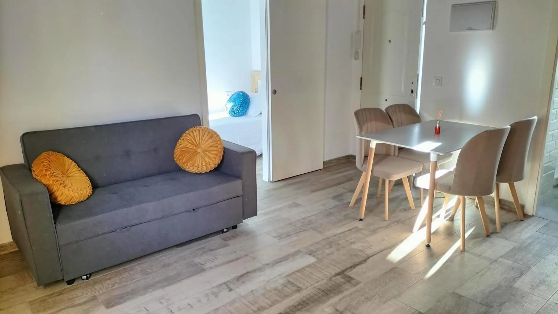 Apartamento Sin Cocina 加的斯 公寓