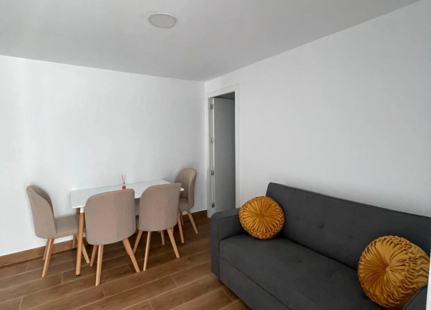Apartamento Sin Cocina 加的斯