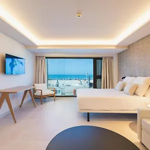 Playa Victoria Aparthotel